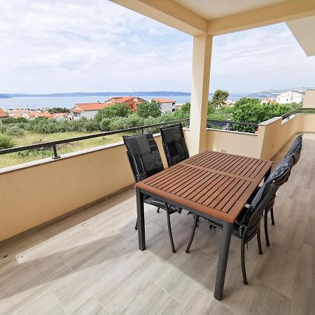 A4 Apartmani Kevic Kaštela Eksteriør billede