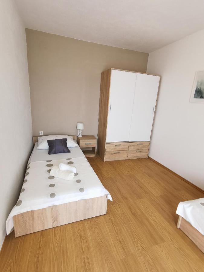 A4 Apartmani Kevic Kaštela Eksteriør billede